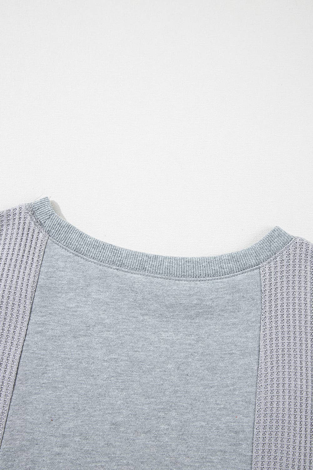 Waffle Patchwork Long Sleeve Raw Hem Pullover Top: Light Grey